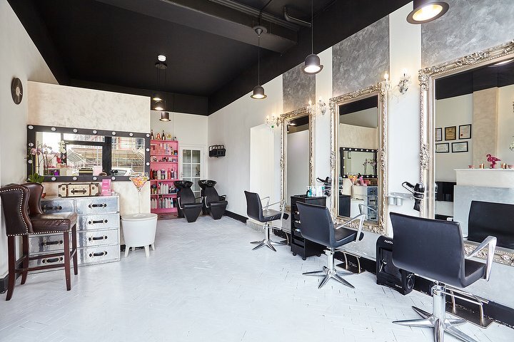 Book Now - Pink Hair Salon